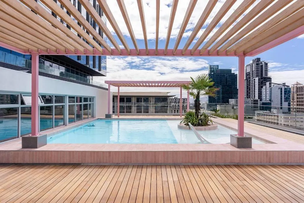 The Rose708: Top Floor Modern City Apartment Cape Town