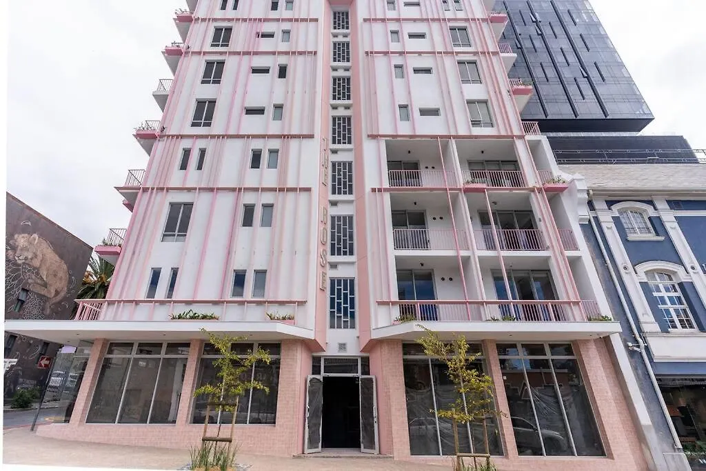 The Rose708: Top Floor Modern City Apartment Cape Town