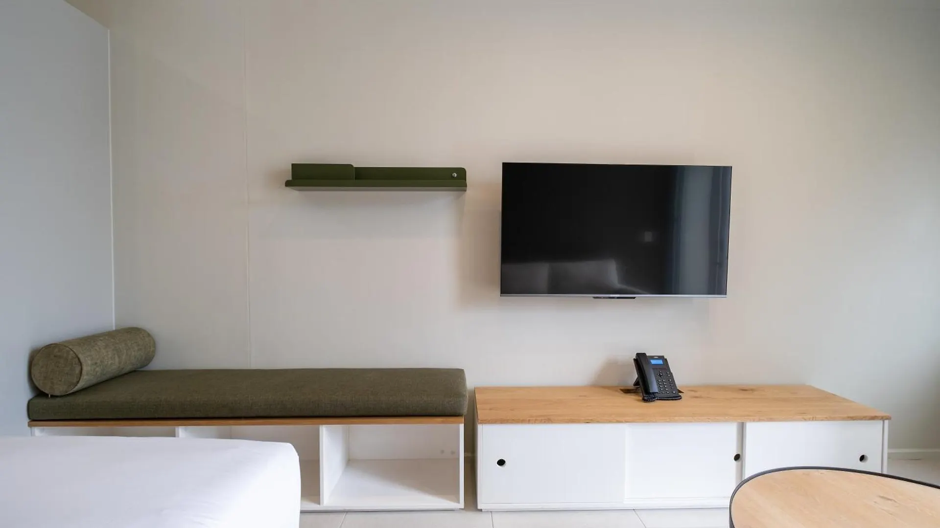 The Rose708: Top Floor Modern City Apartment Cape Town