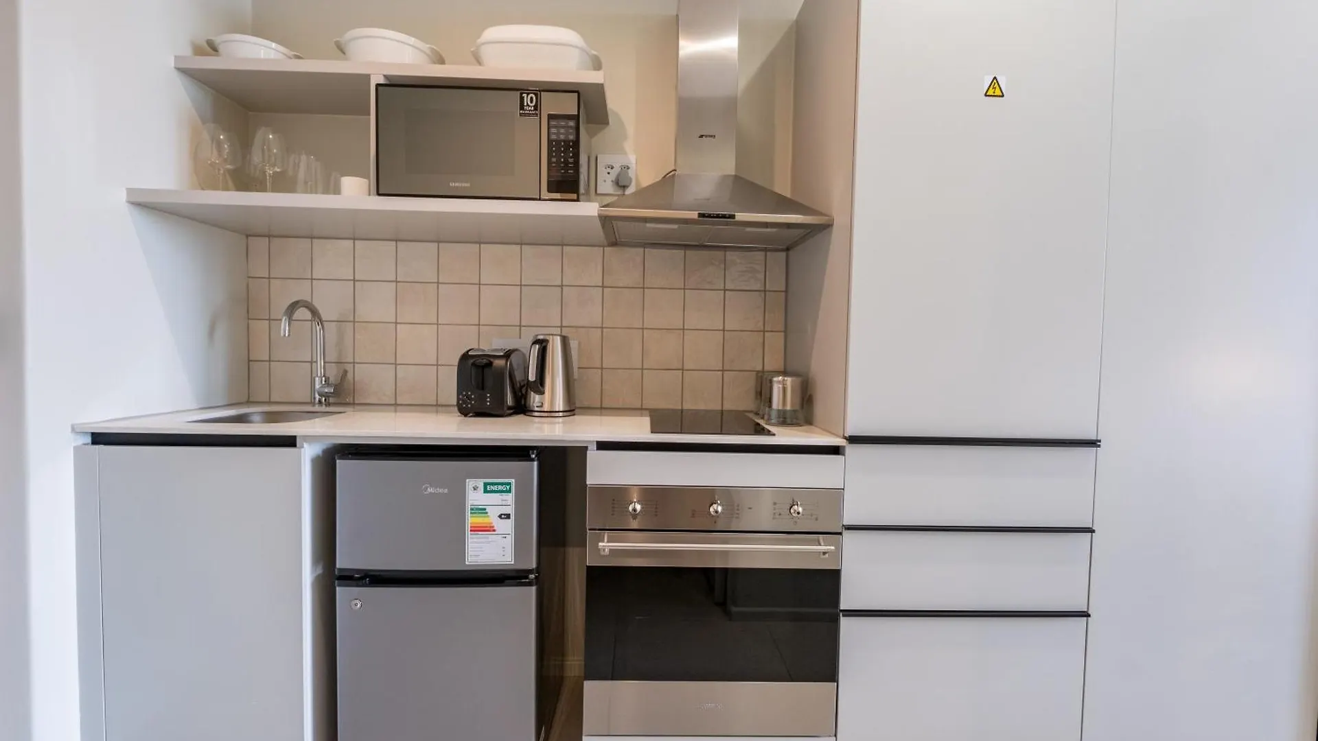 The Rose708: Top Floor Modern City Apartment ケープタウン